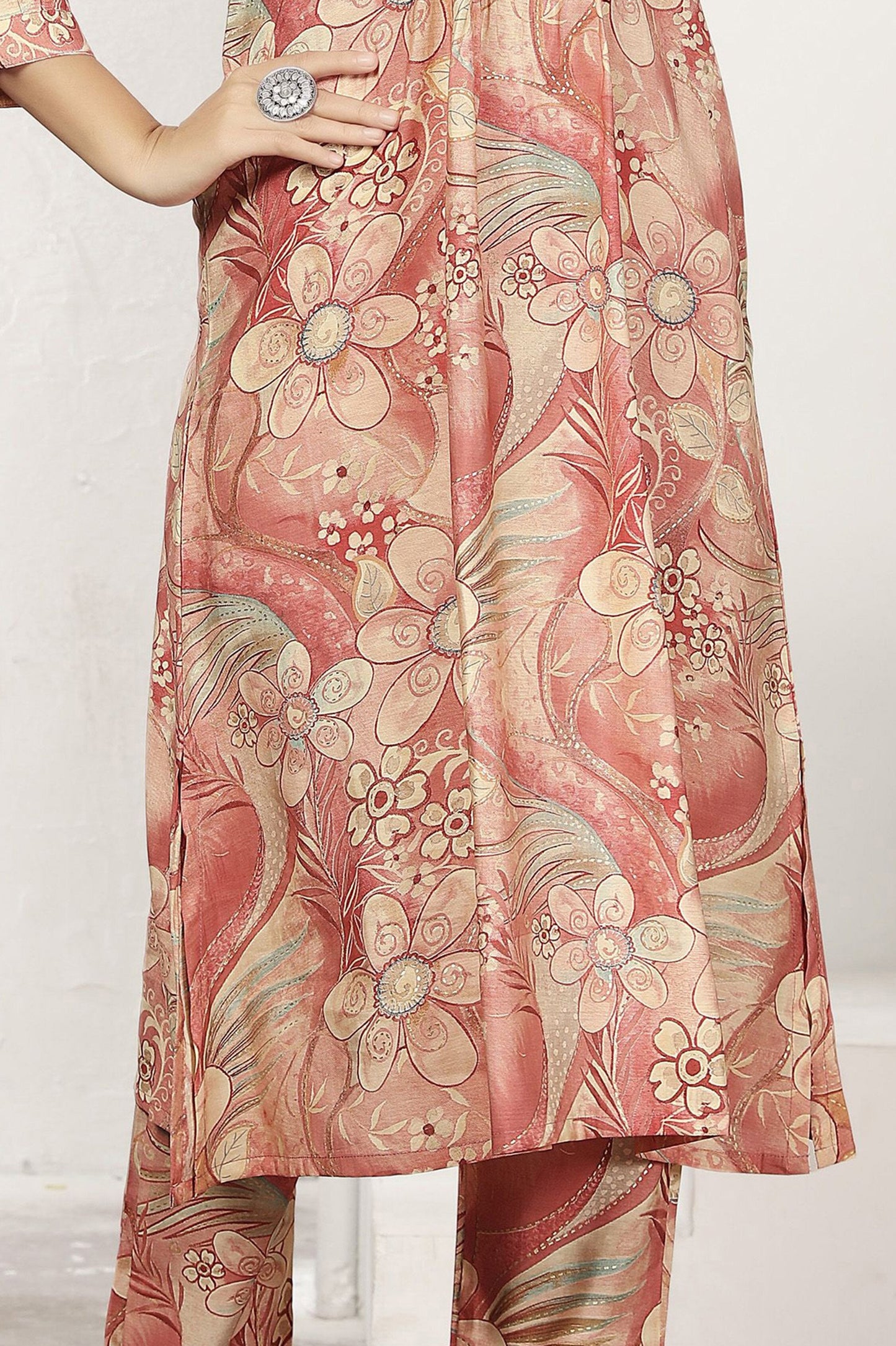 Stunning Peach Floral Printed Chanderi Traditional Kurti With Pant